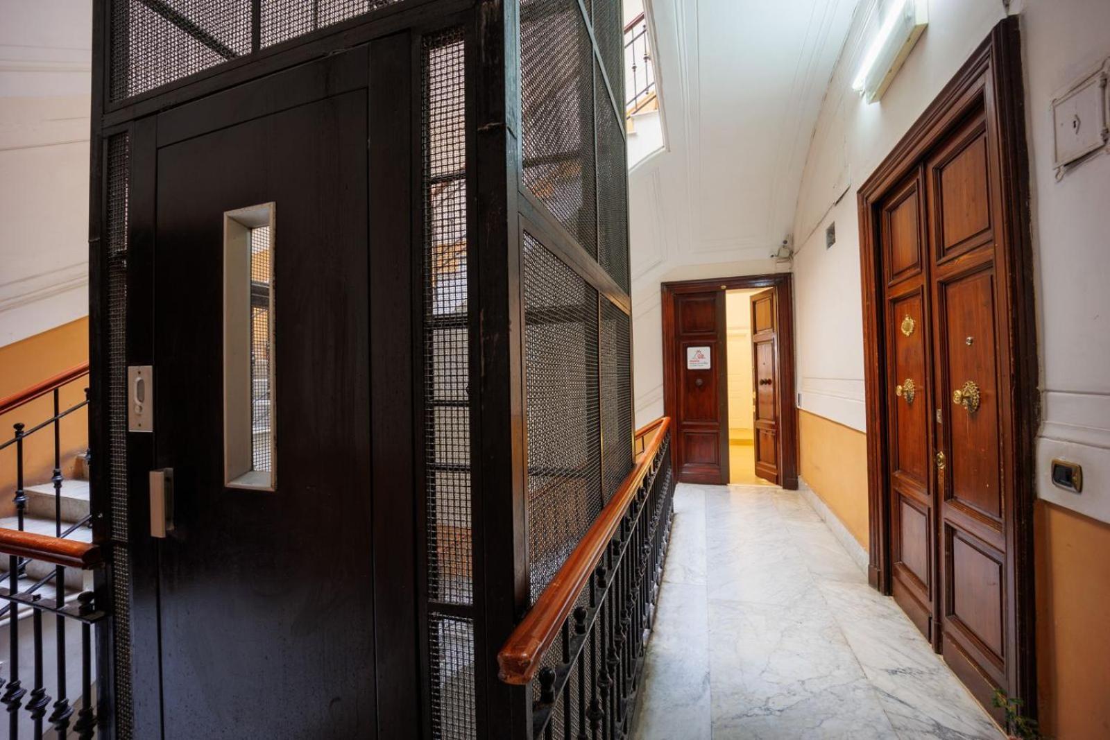 Maria Maruzzella B&B Luxury Suites Neapel Exterior foto