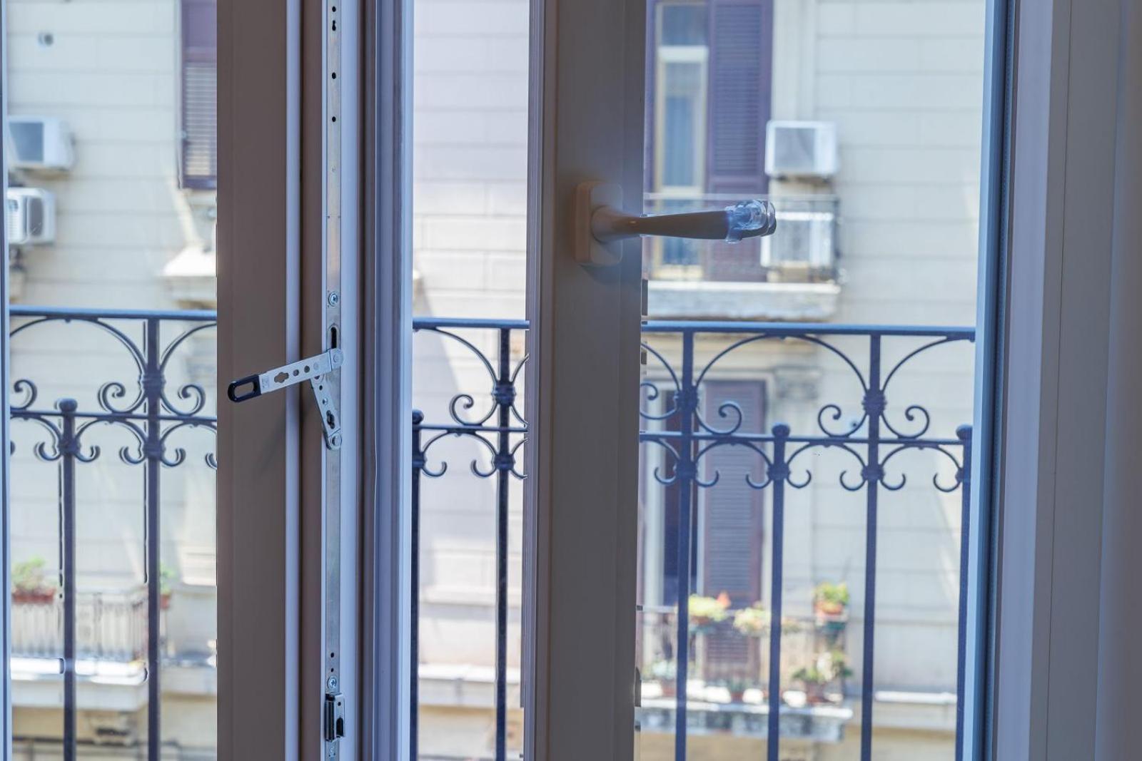 Maria Maruzzella B&B Luxury Suites Neapel Exterior foto