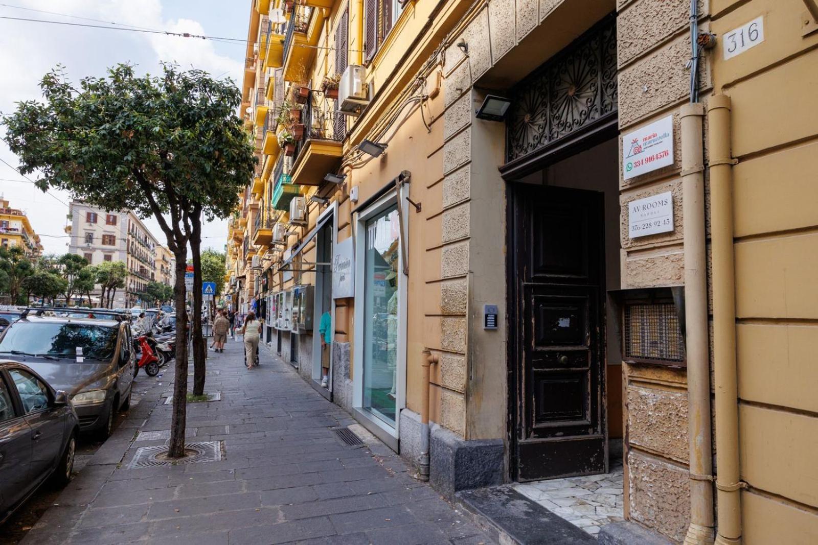 Maria Maruzzella B&B Luxury Suites Neapel Exterior foto